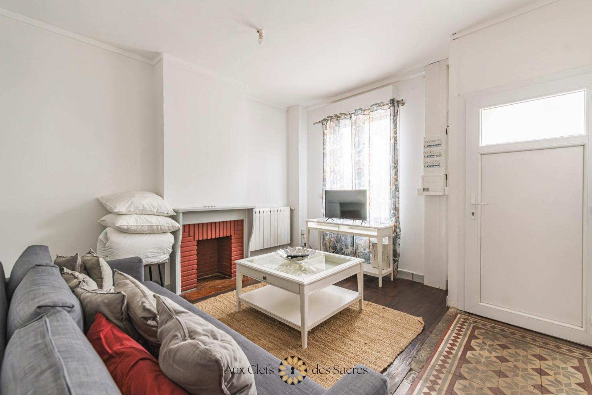 ריימס Maison De Ville Avec Cour Place Luton מראה חיצוני תמונה
