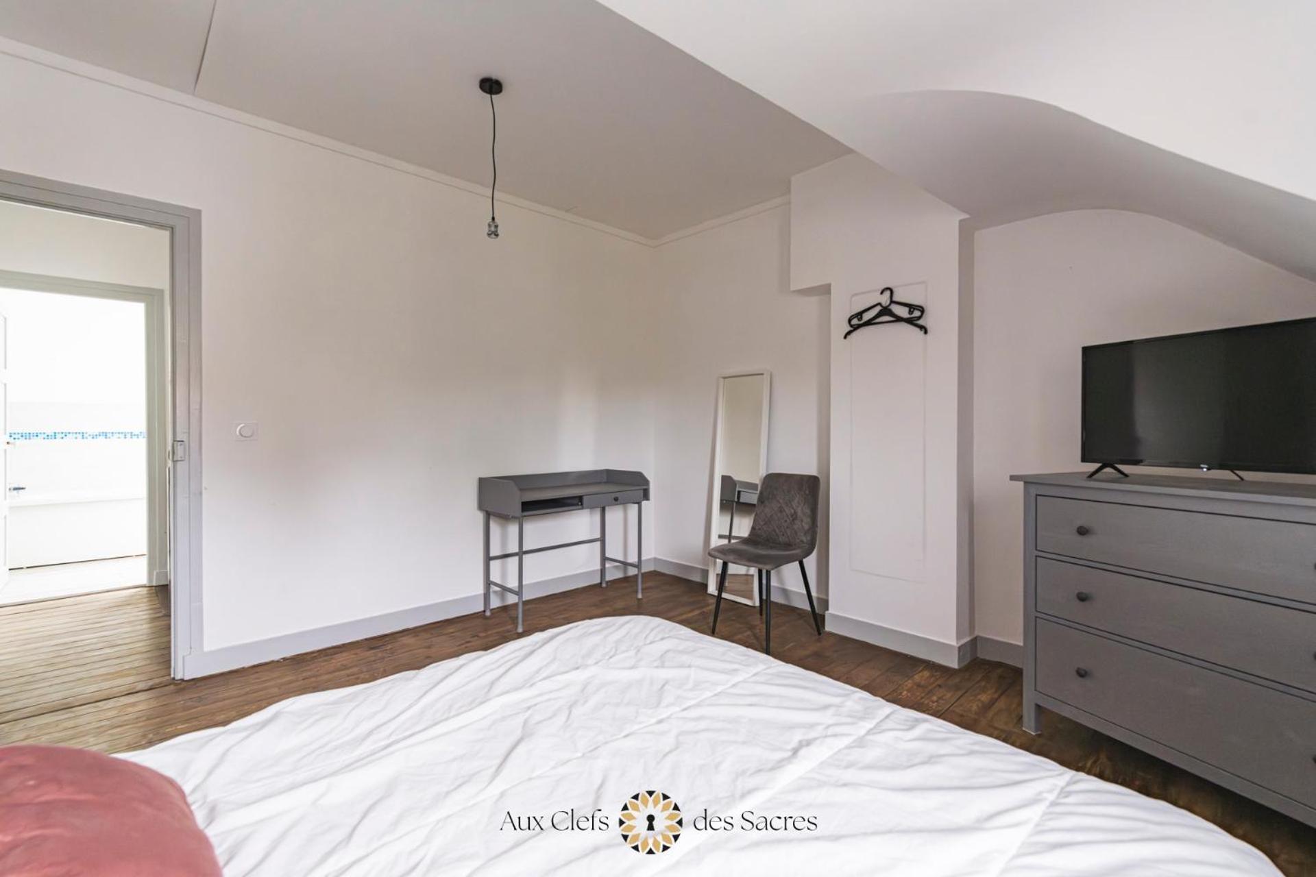 ריימס Maison De Ville Avec Cour Place Luton מראה חיצוני תמונה